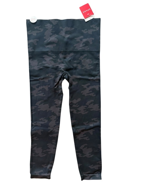 SPANX Pants - SPANX Camo Cropped Leggings NWT Size XL High Rise Shaping
